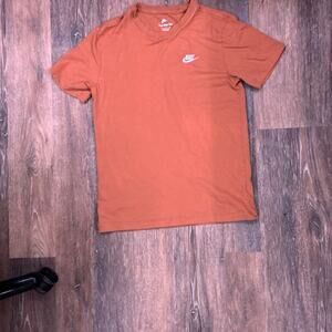 Nike Men's Orange T-Shirt